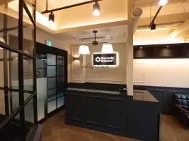 클래식한 감성의 모던 오피스 리셉션 인테리어